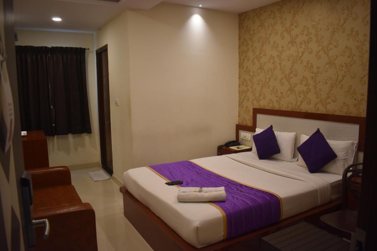 Hotel Ur Comforts Jayanagar Bengaluru Zewnętrze zdjęcie
